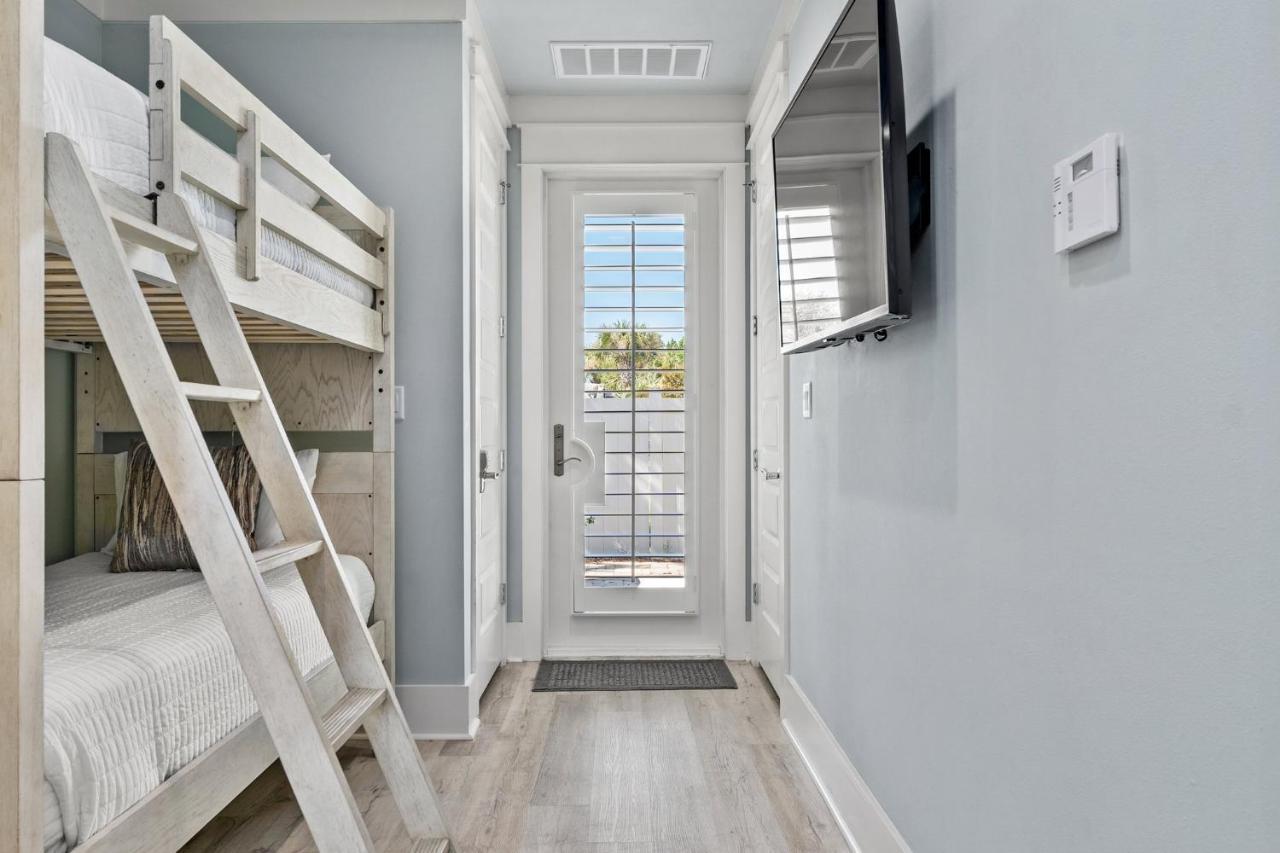 Sandy Buns Chateau With Golf Cart And Heated Pool Destin