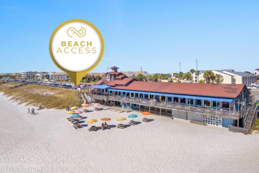 Holiday home Sandy Buns Chateau With Golf Cart And Heated Pool *