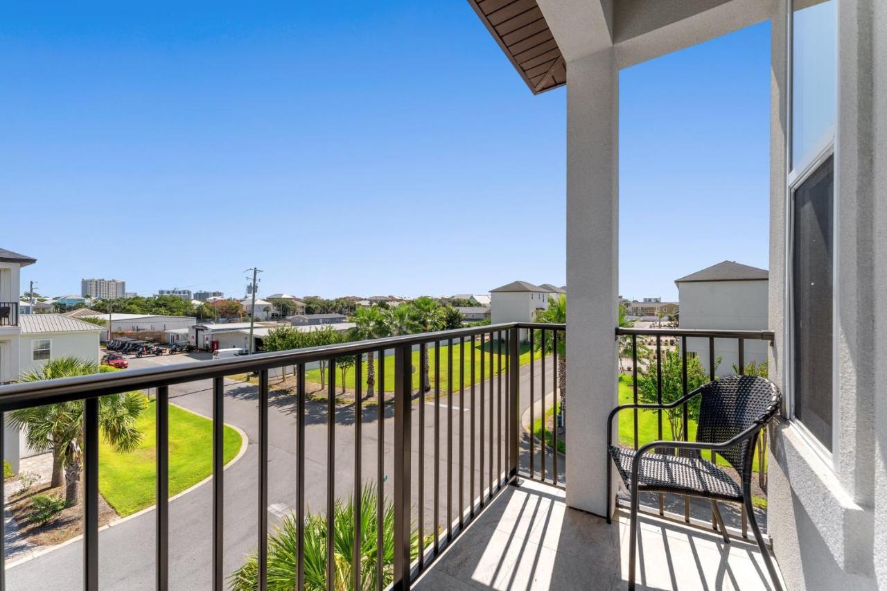 Sandy Buns Chateau With Golf Cart And Heated Pool Holiday home *