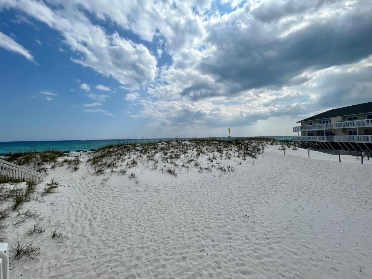 Sandpiper Cove 1155 *