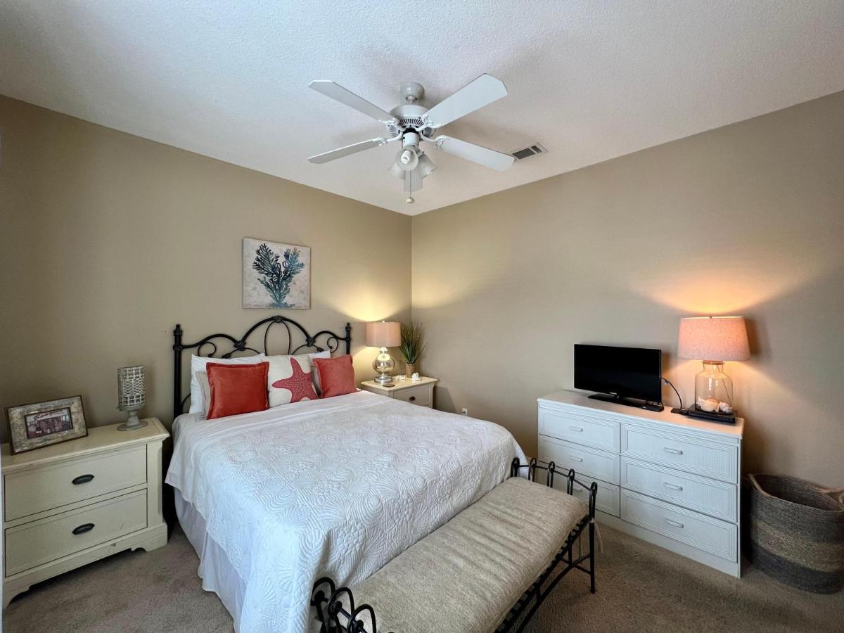 Sandpiper Cove 9202 *