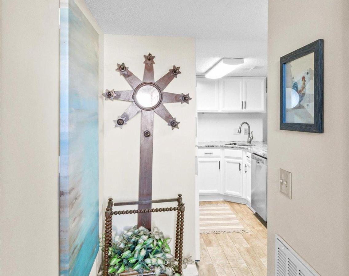 Surf And Racquet Unit 118 Destin