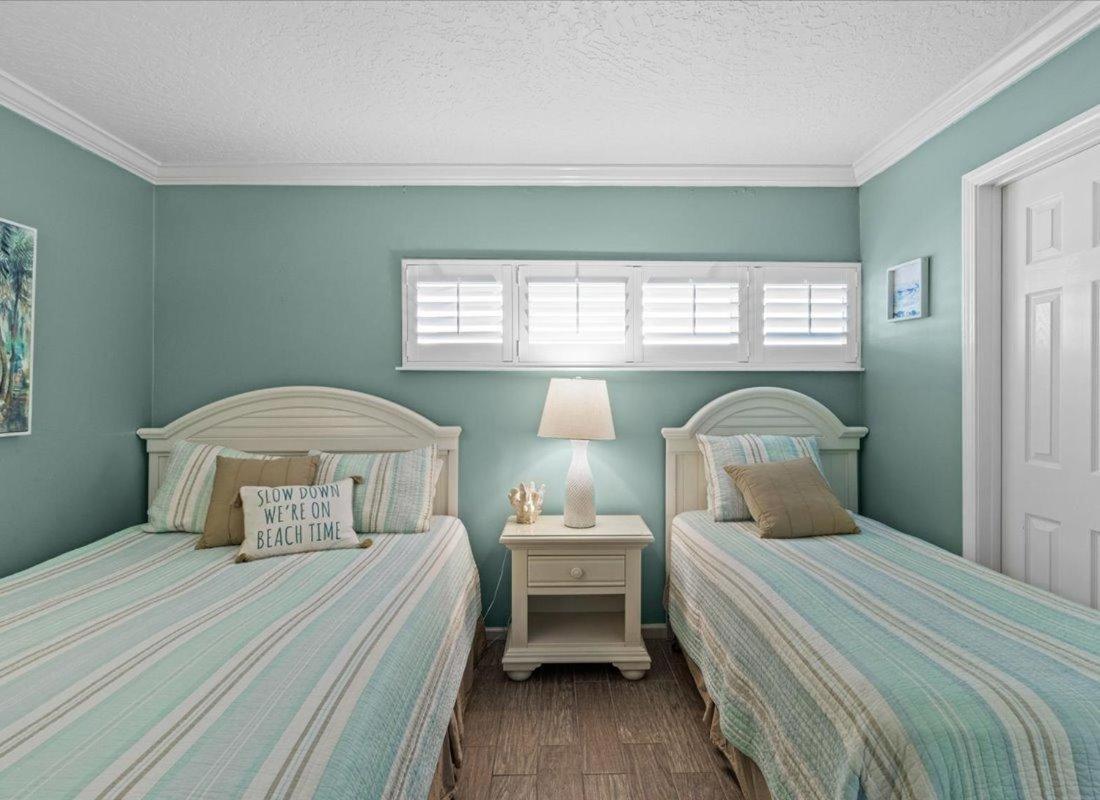 Surf And Racquet Unit 204 * Destin