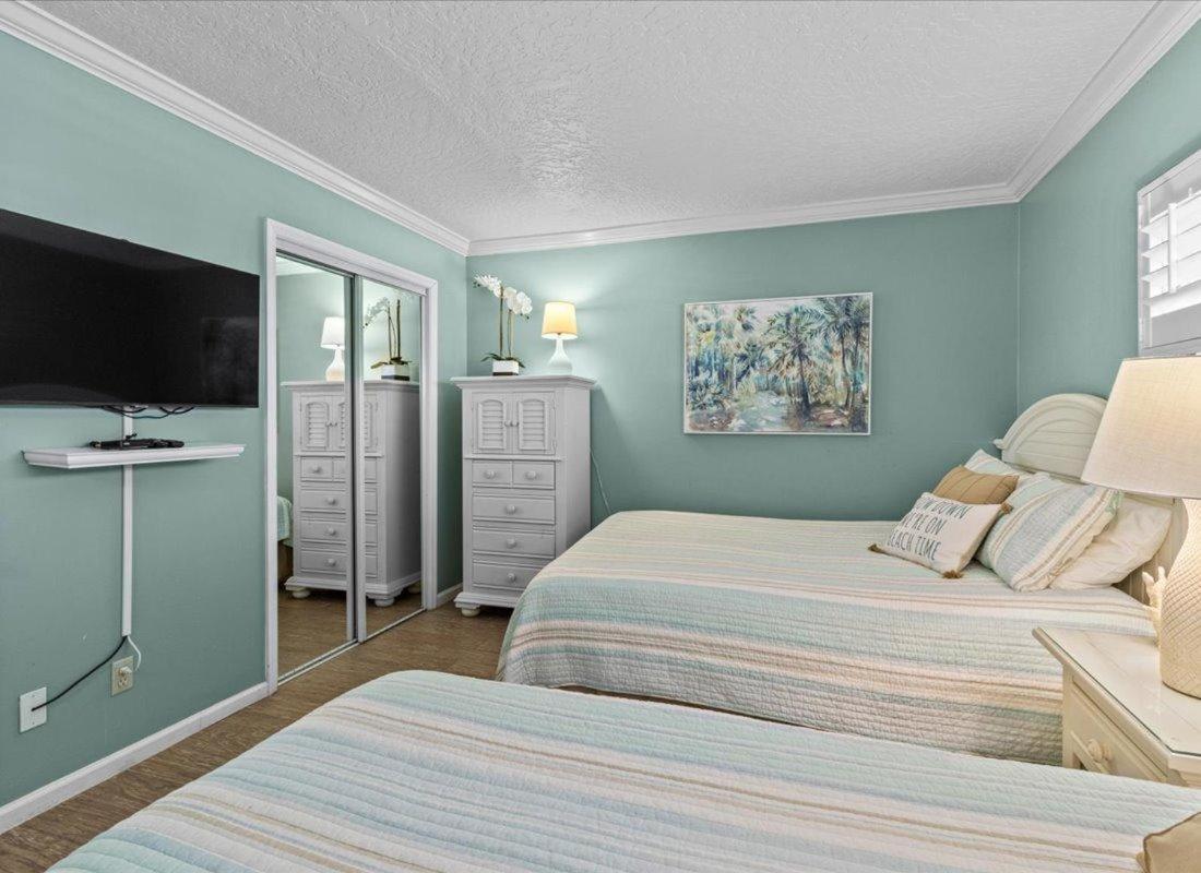 Holiday home Surf And Racquet Unit 204 *