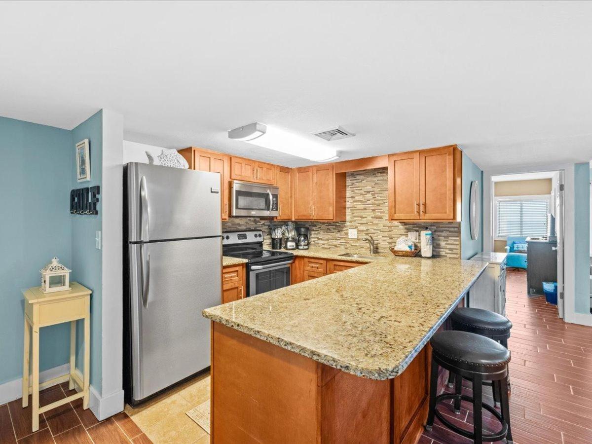 Surf And Racquet Unit 510 Destin
