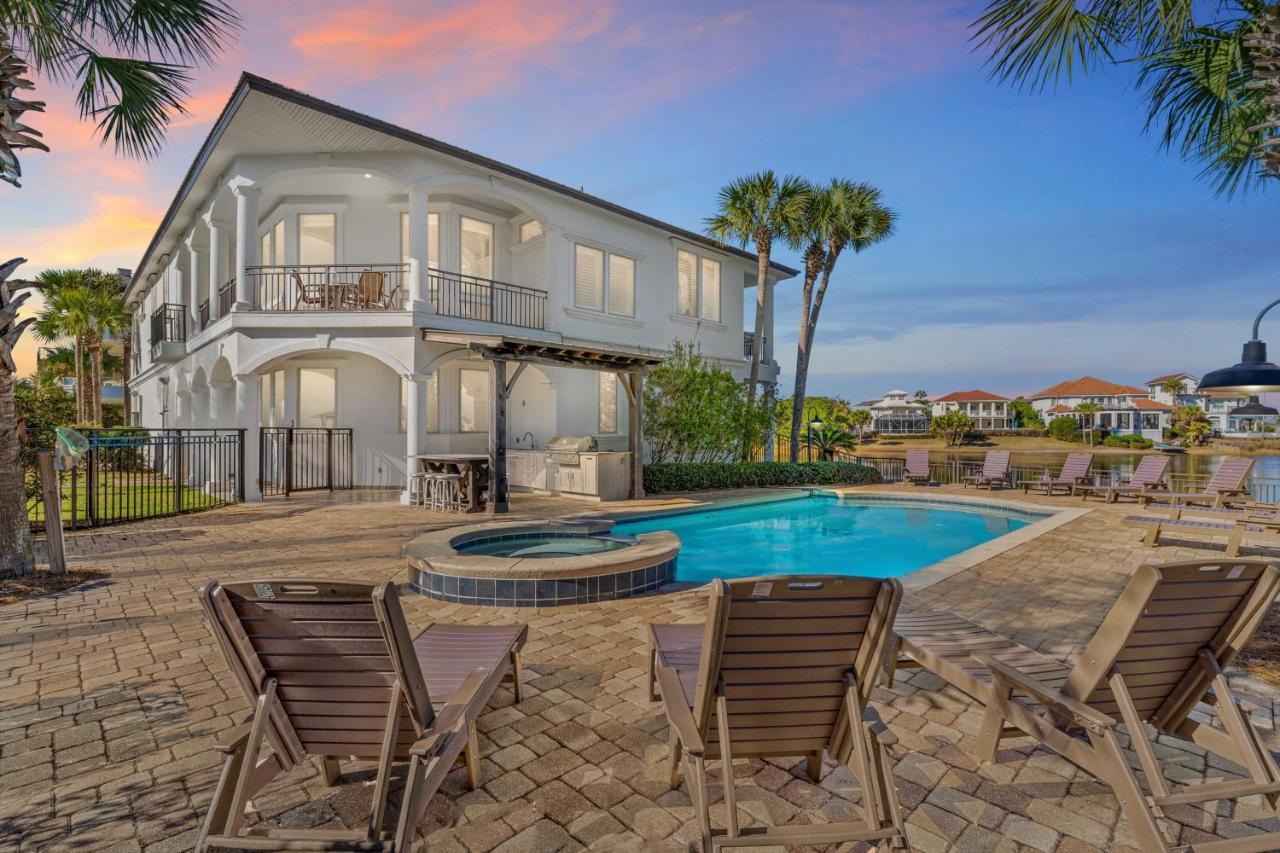Belleza Del Mar With Game And Heated Pool Holiday home