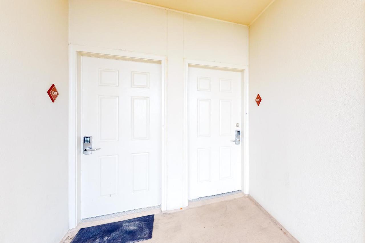 Ariel Dunes I 1305