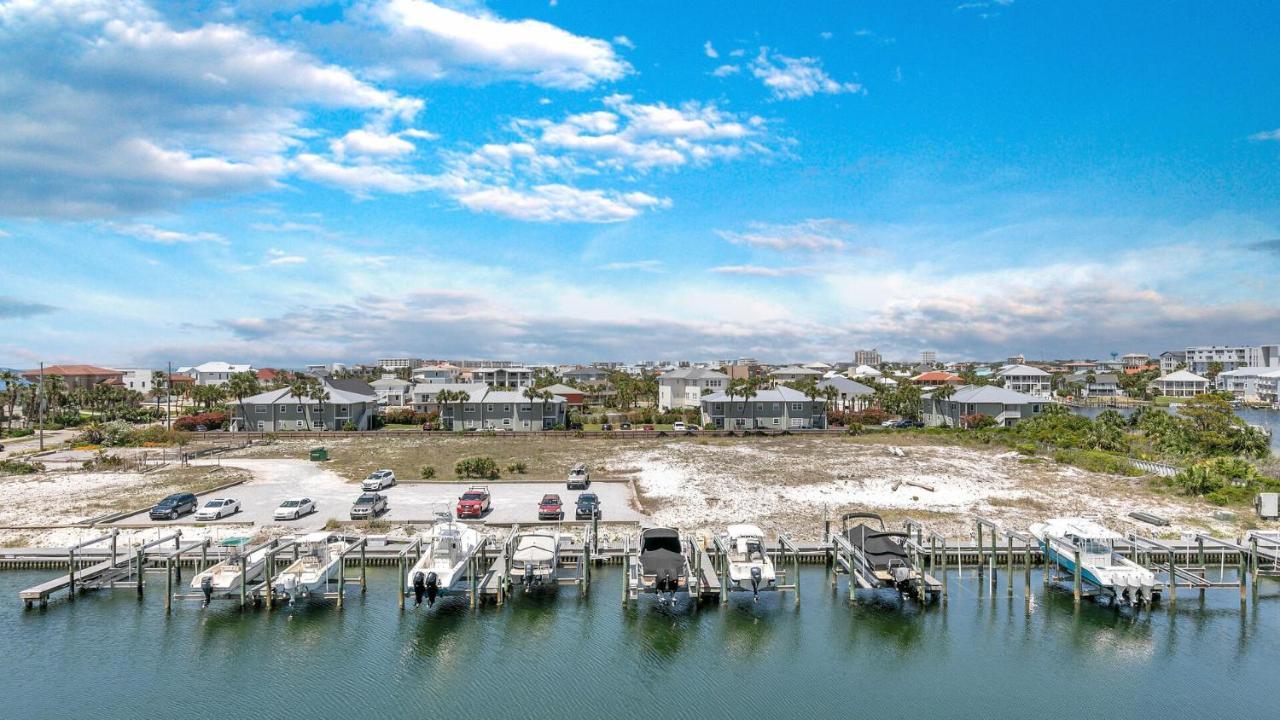 Harbor Landing 203b - Spacious With Views Of The Harbor And Gulf Holiday home *