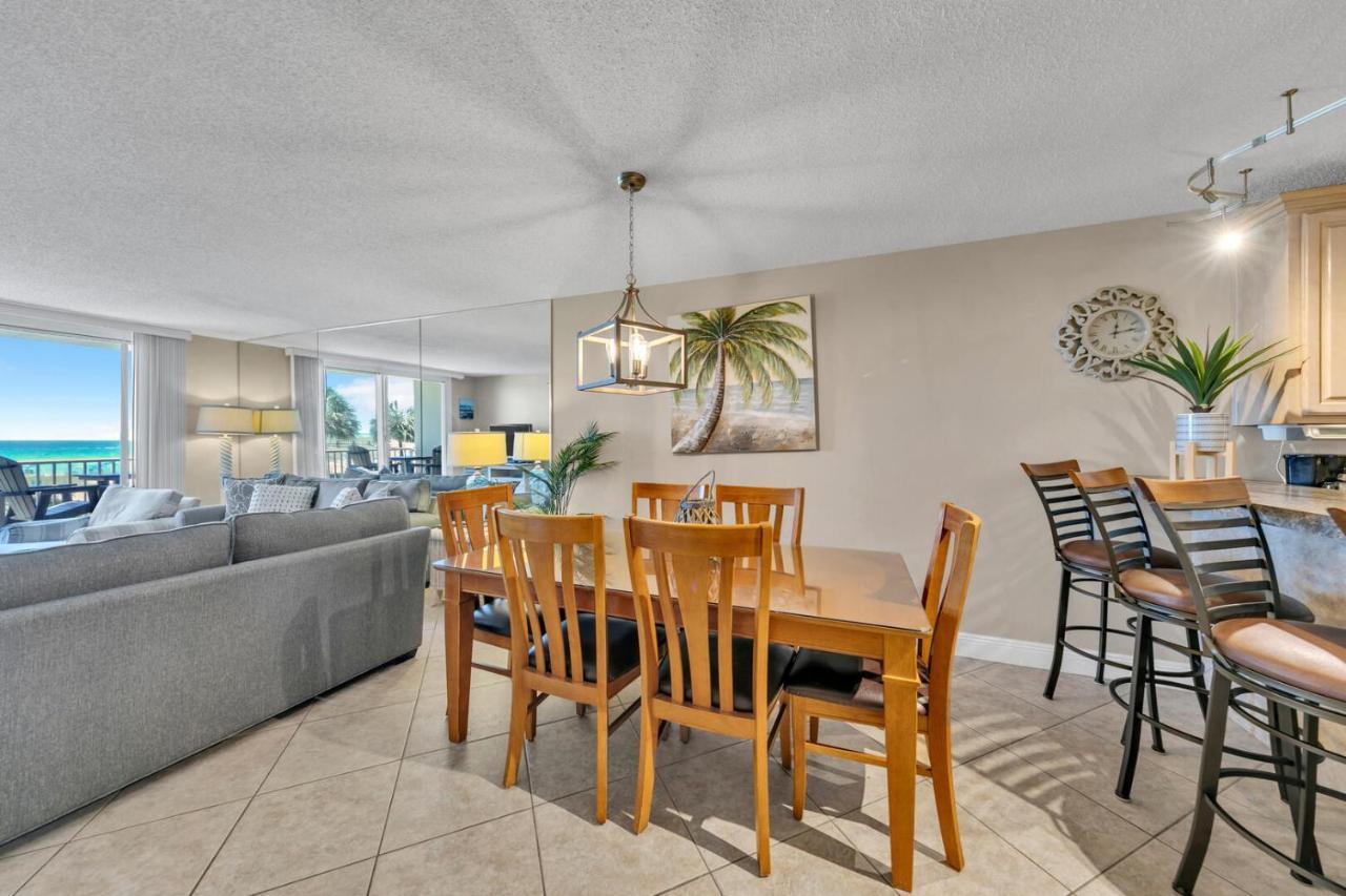 Holiday home On The Gulf 205 - Updated Gulf Front With Free Service Destin