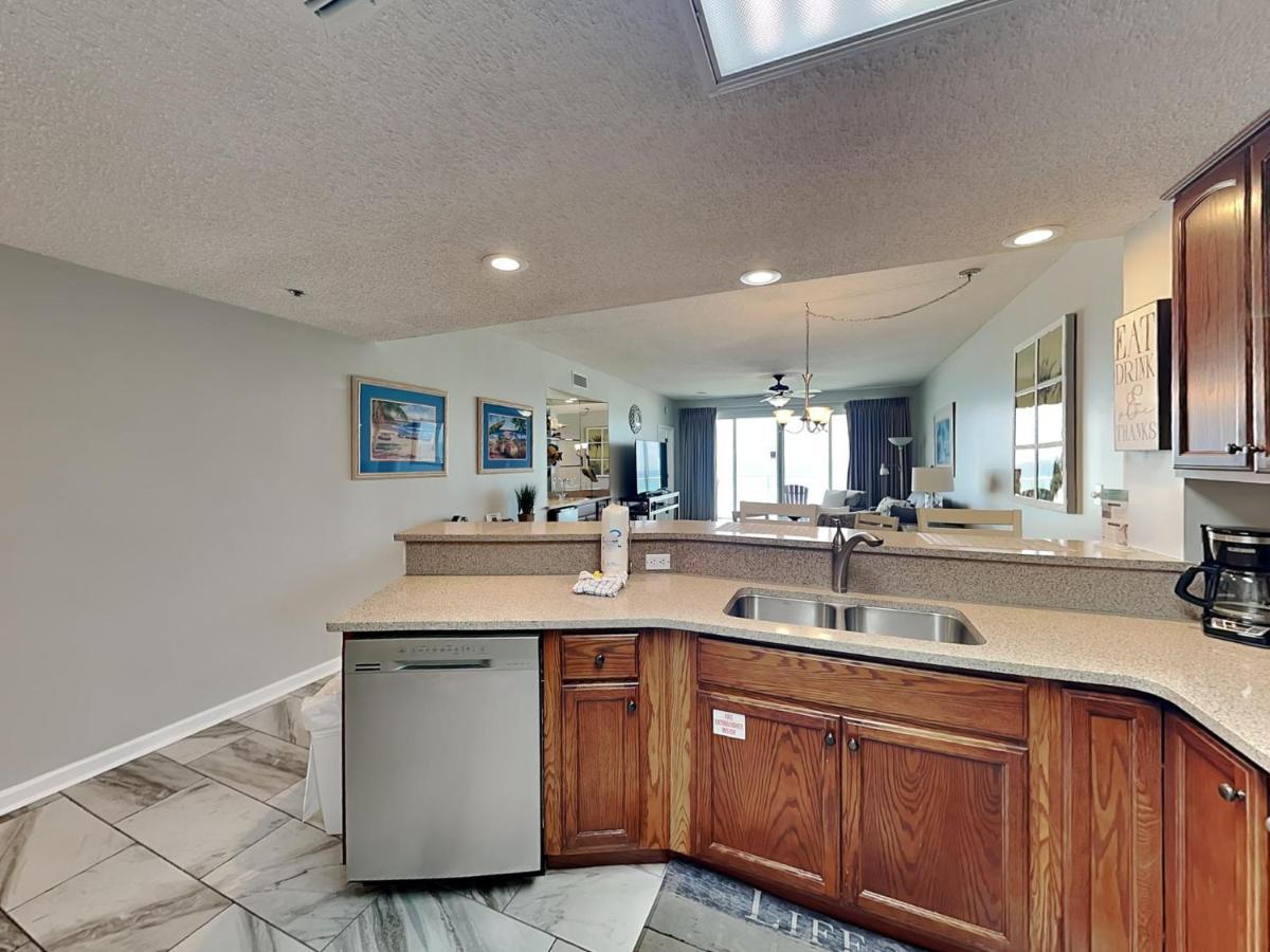 Apartment Sterling Sands #302 *