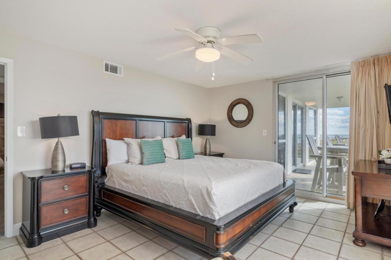 2026 Shoreline Towers Gulf Front - Free Setup Holiday home Destin