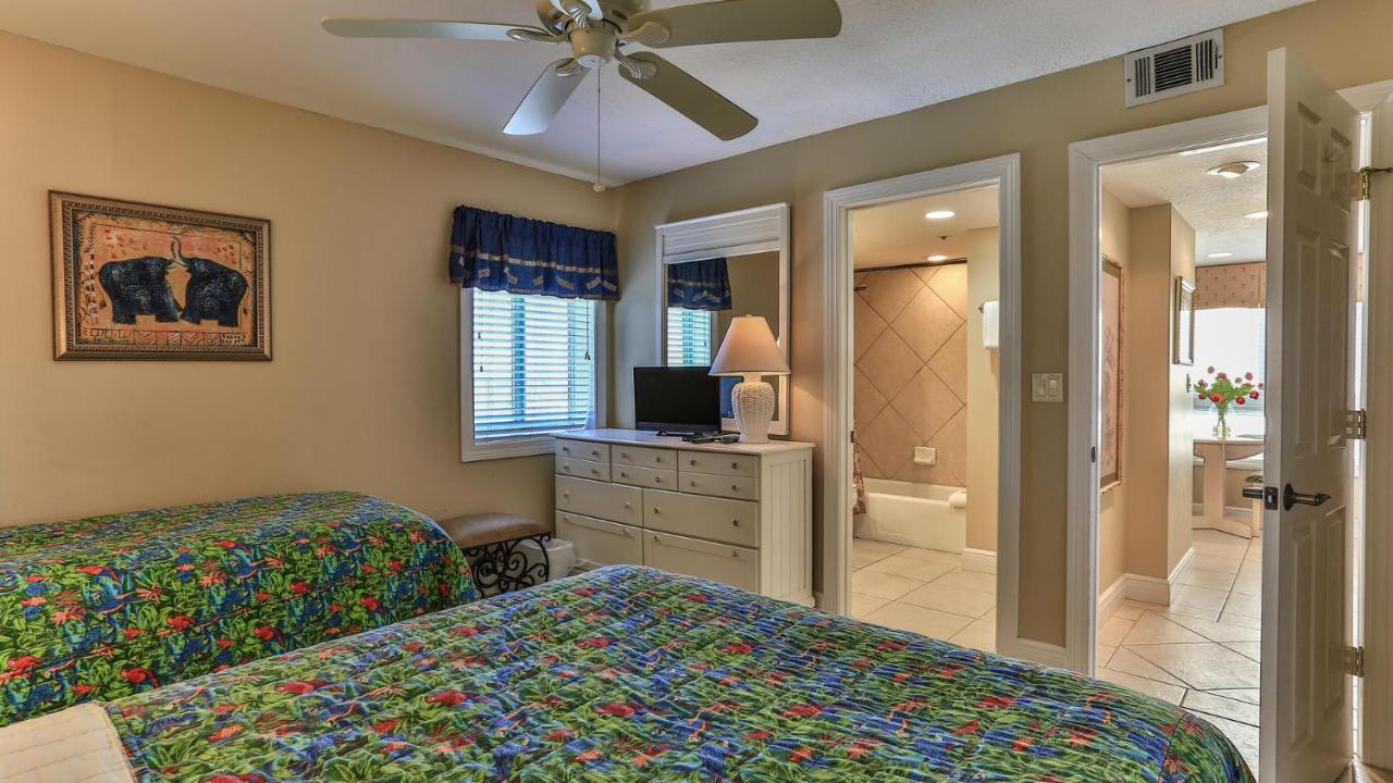 Towers 111 - Front 2 Bedroom In Destin