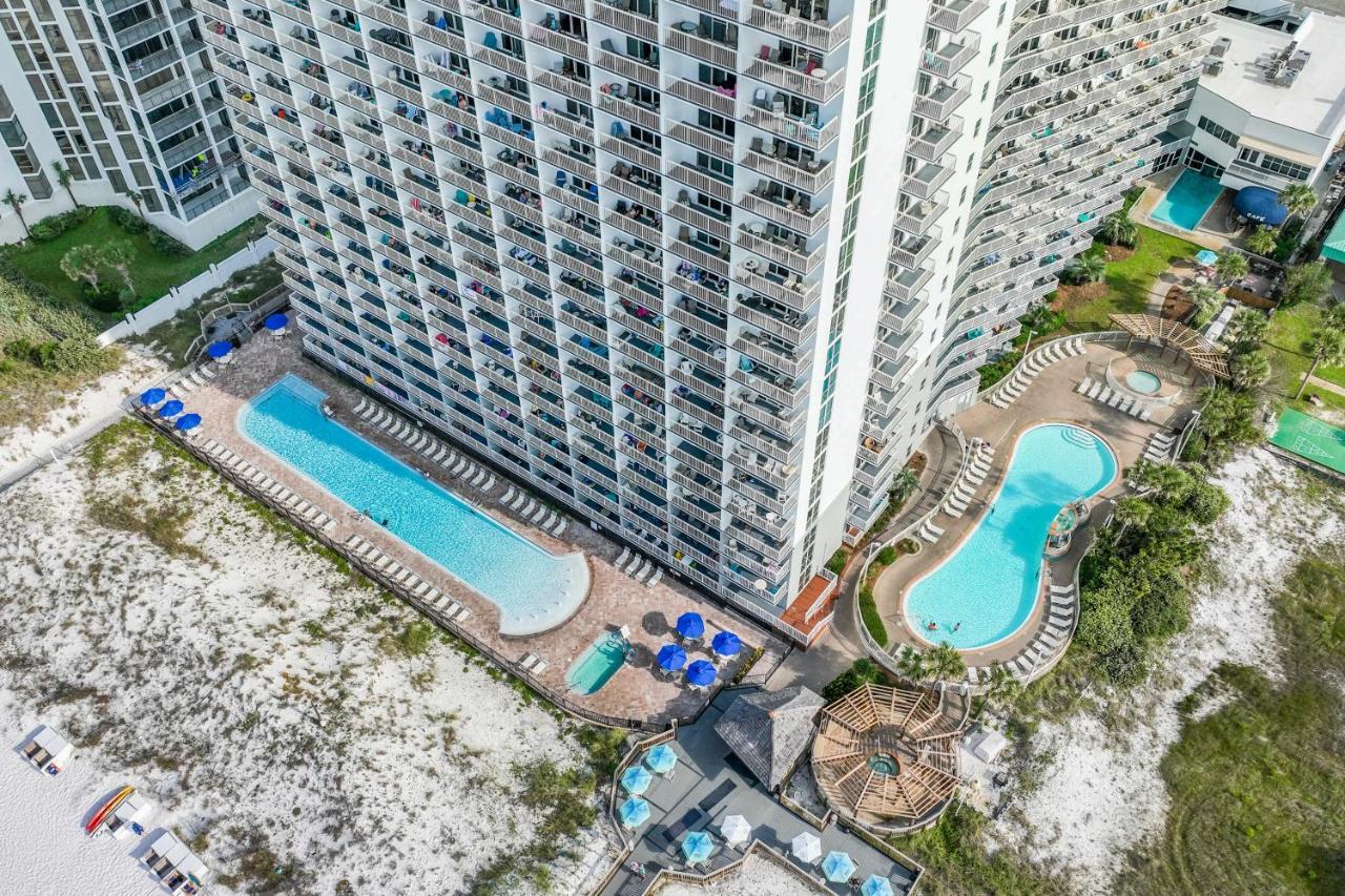 Pelican 305 * Destin