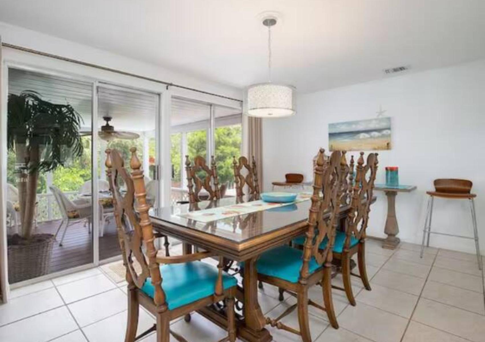 Say Yes To Spring! 4br W Private Pool 2 Min To Beaches Holiday home *