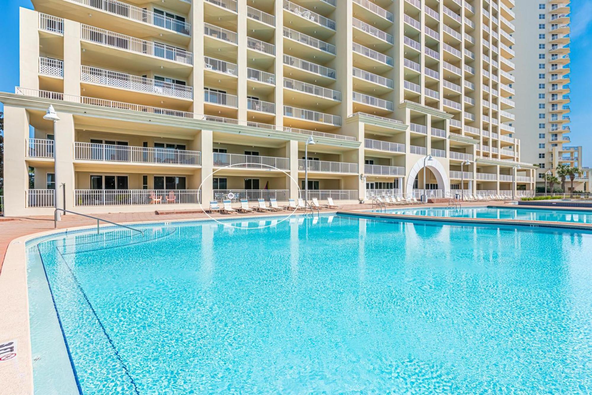 Ariel Dunes Ii 109 *