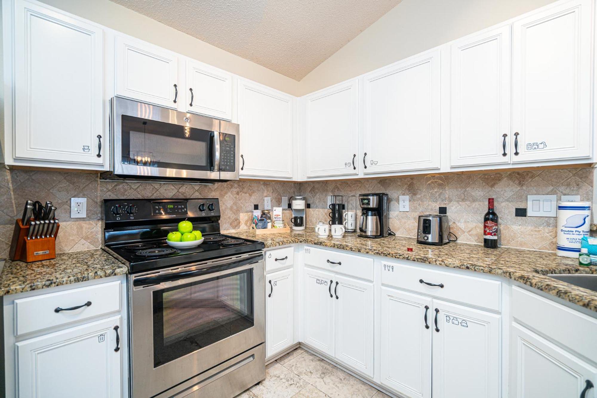 Holiday home Heated Pool And Golf Cart, Walk To Beach! Best Deal! Destin