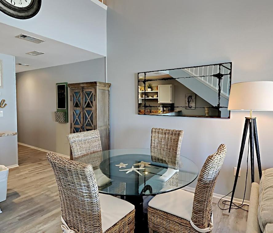 Apartment Crystal Sands 311a