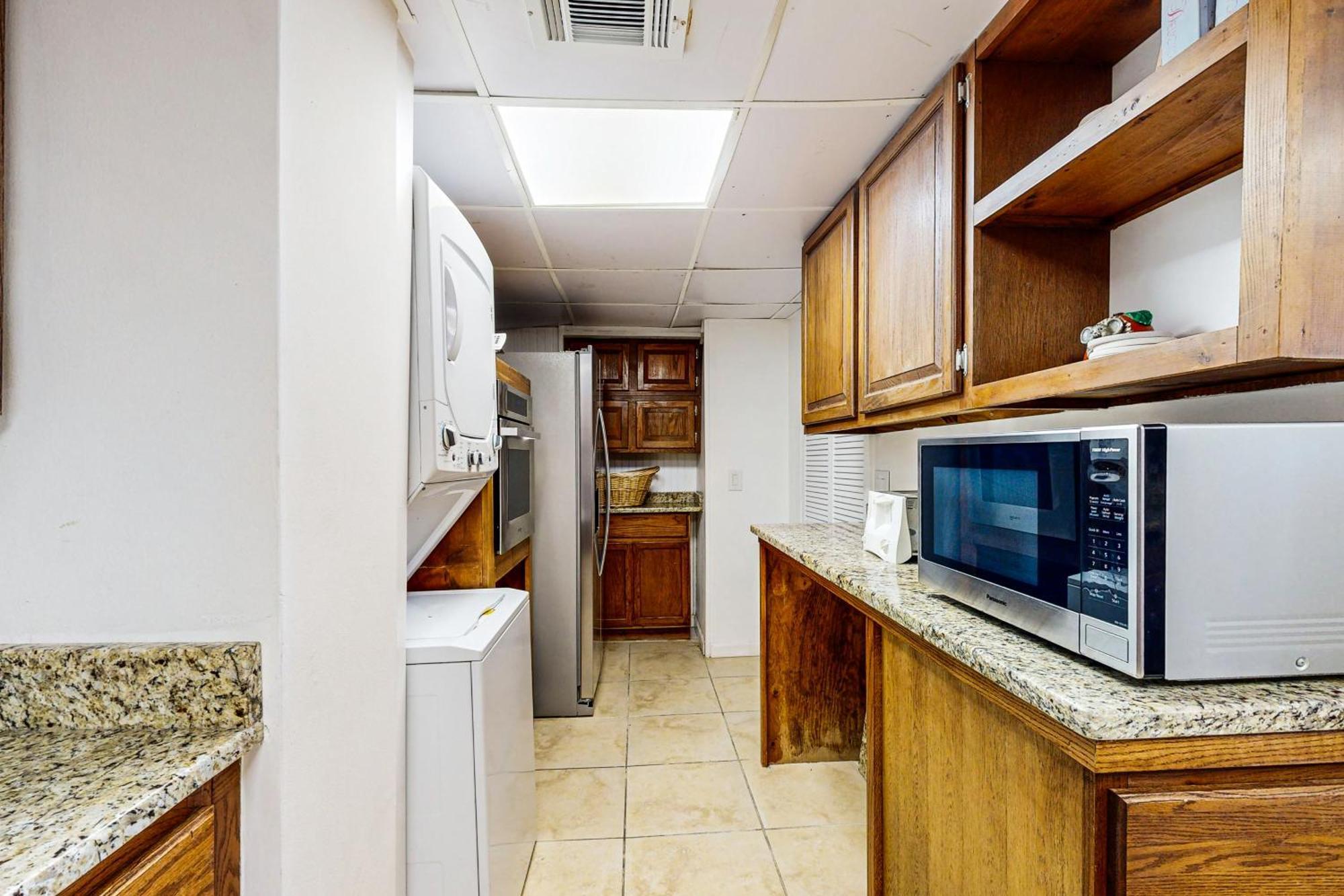 Navigator's Nest At Reef Townhomes *