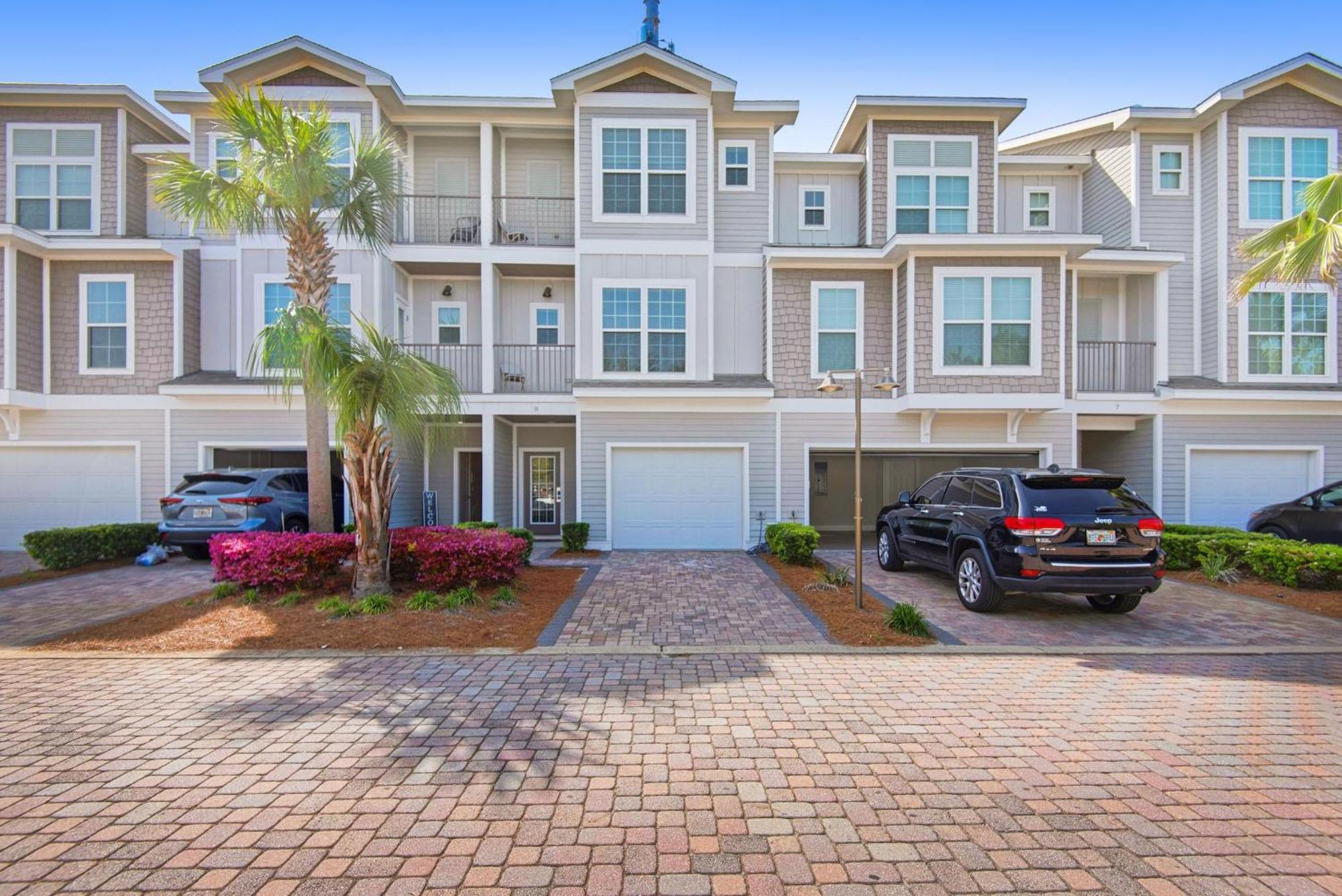 Holiday home Driftwood Townhomes #8 *