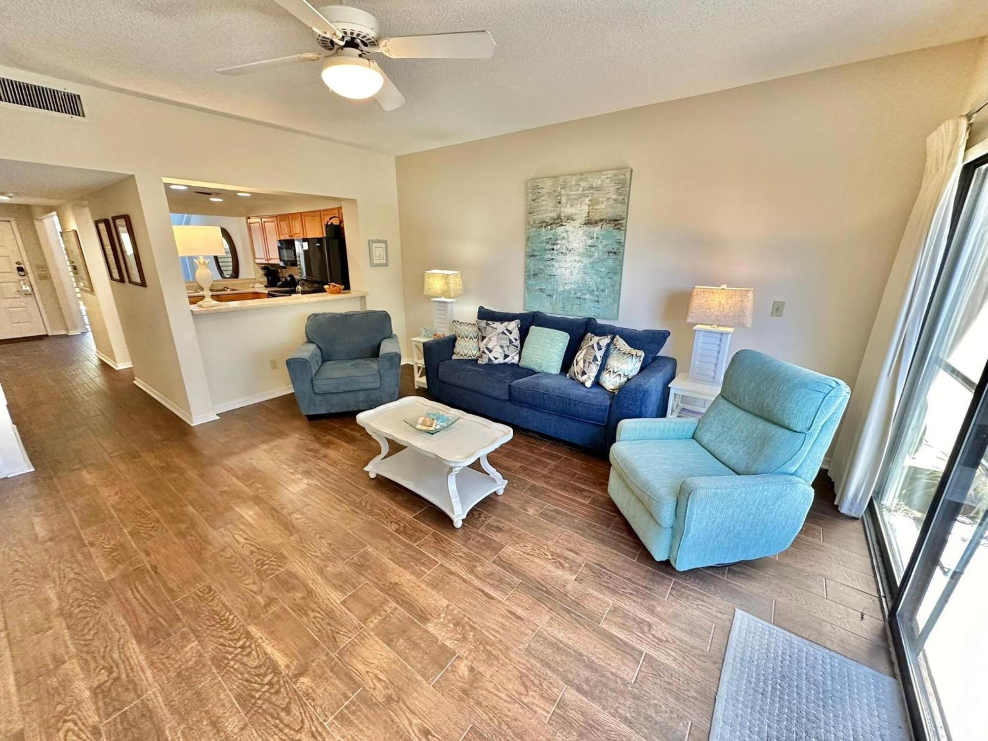 5177 Beachwalk