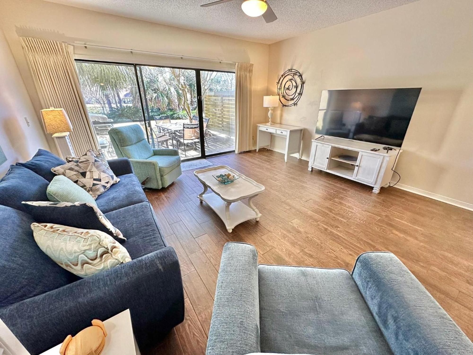 5177 Beachwalk
