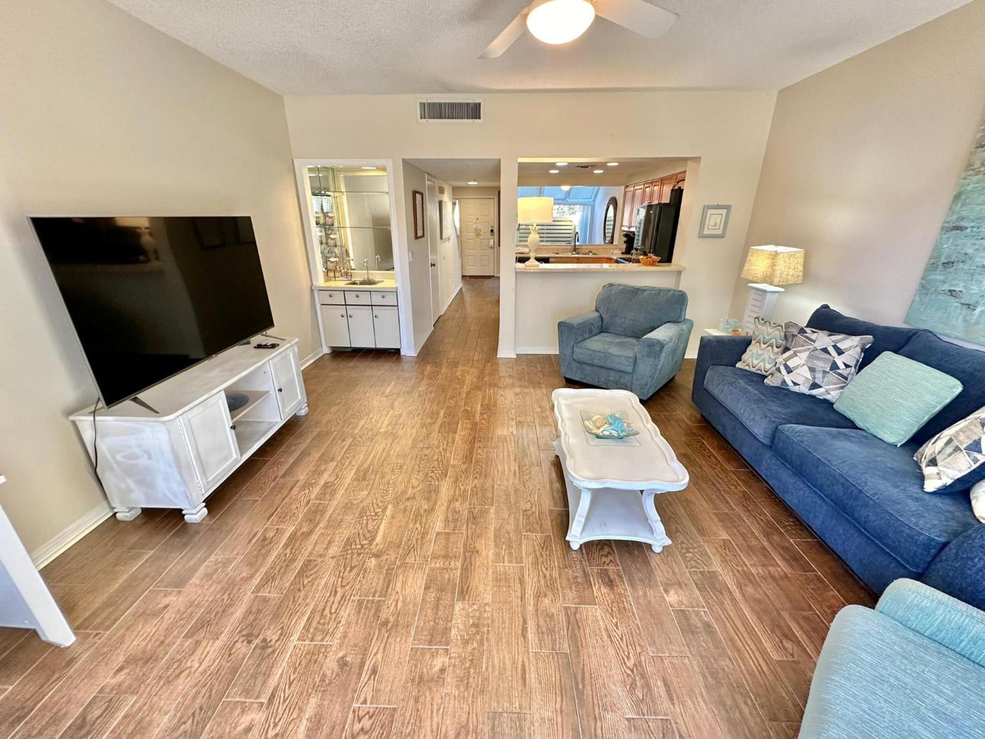 5177 Beachwalk *
