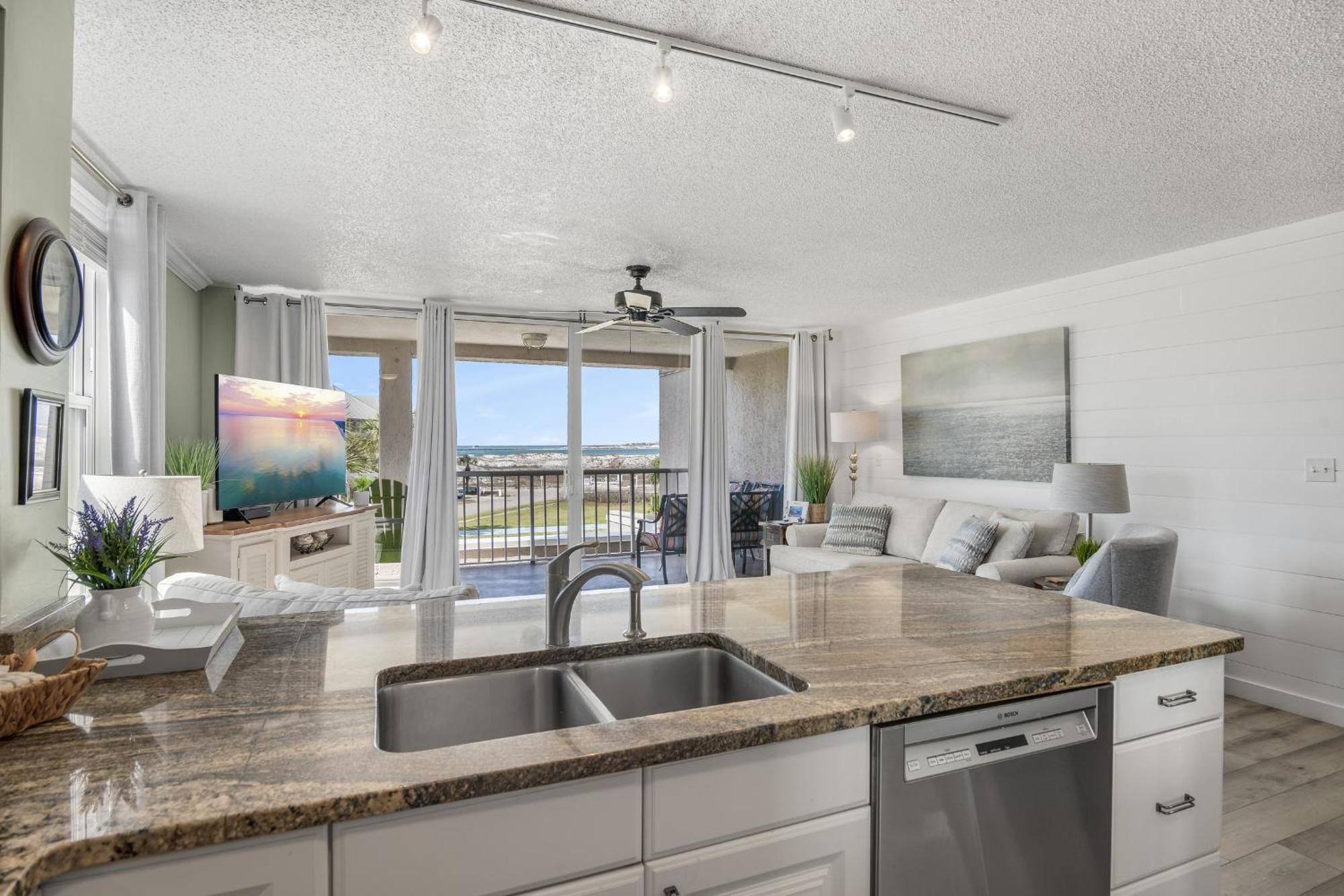 Magnolia House 201 At Pointe *