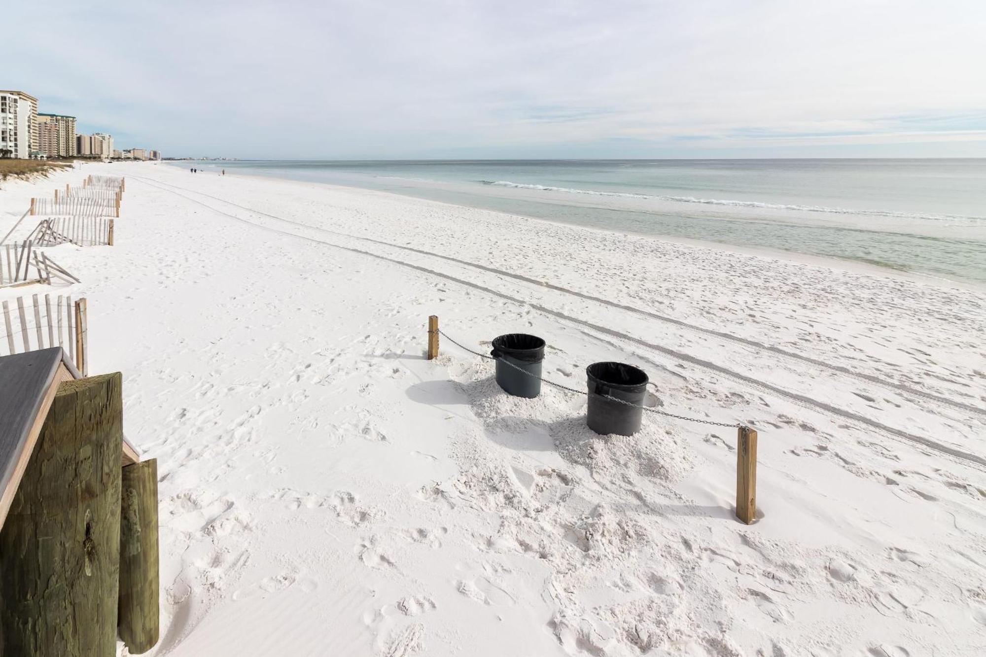 Slt 2052-beachfront-close To Everything In Destin! * Destin