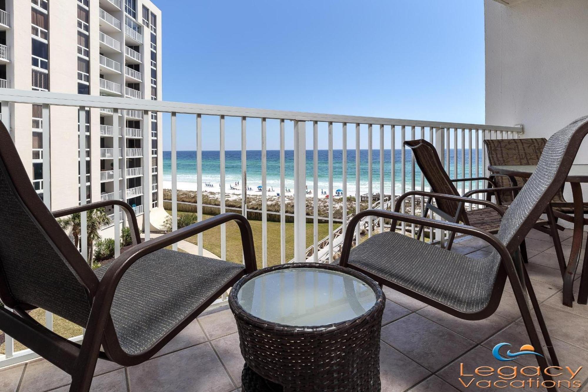 Slt 2052-beachfront-close To Everything In Destin! Holiday home *