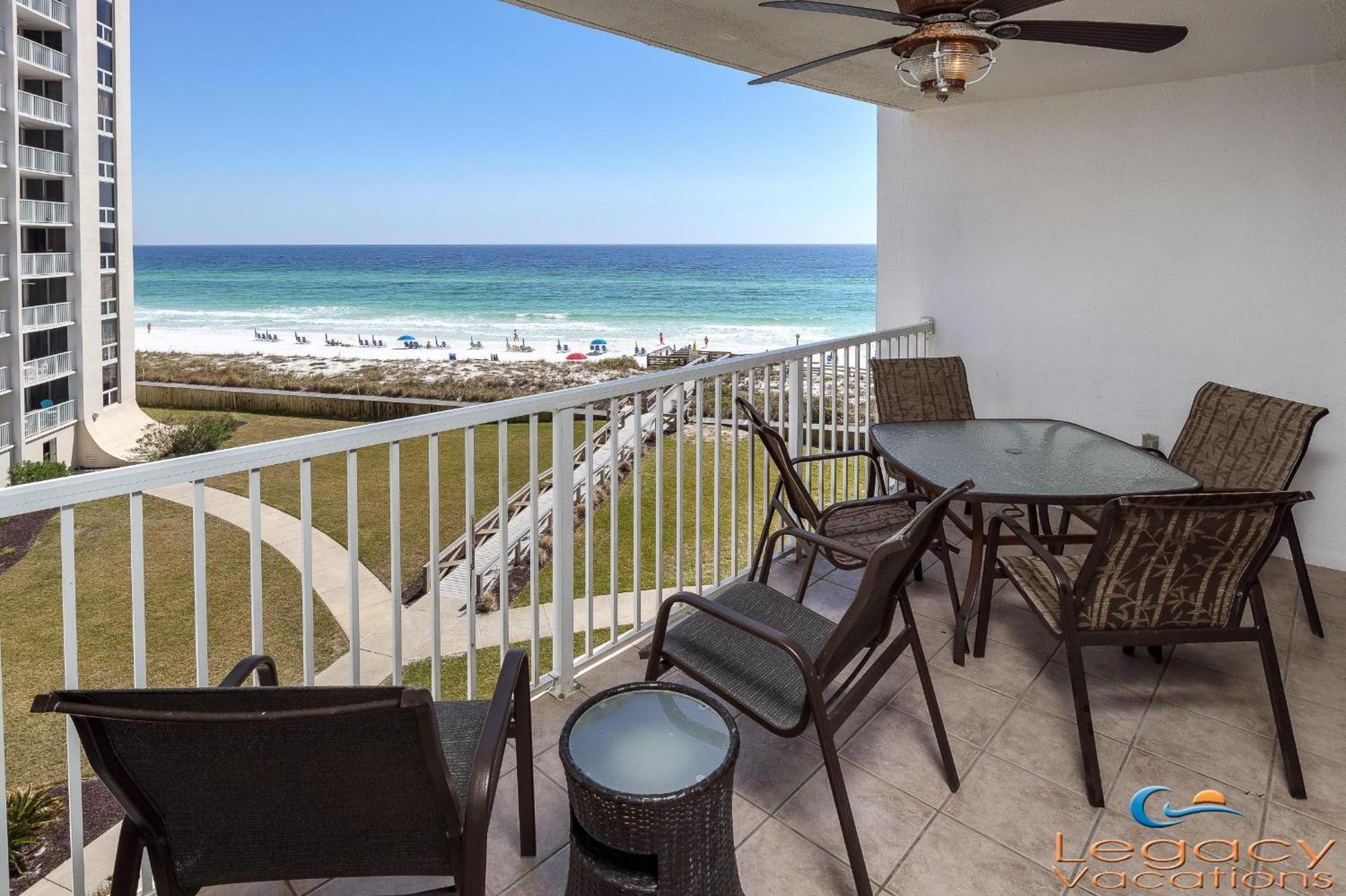 Slt 2052-beachfront-close To Everything In Destin! Holiday home *