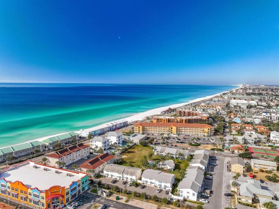 Summerhouse #7 Dreams Destin