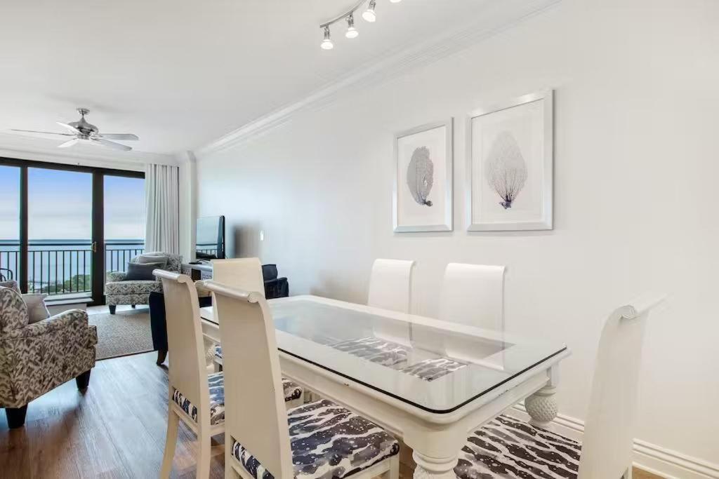 Holiday home Emerald Grande W729 *