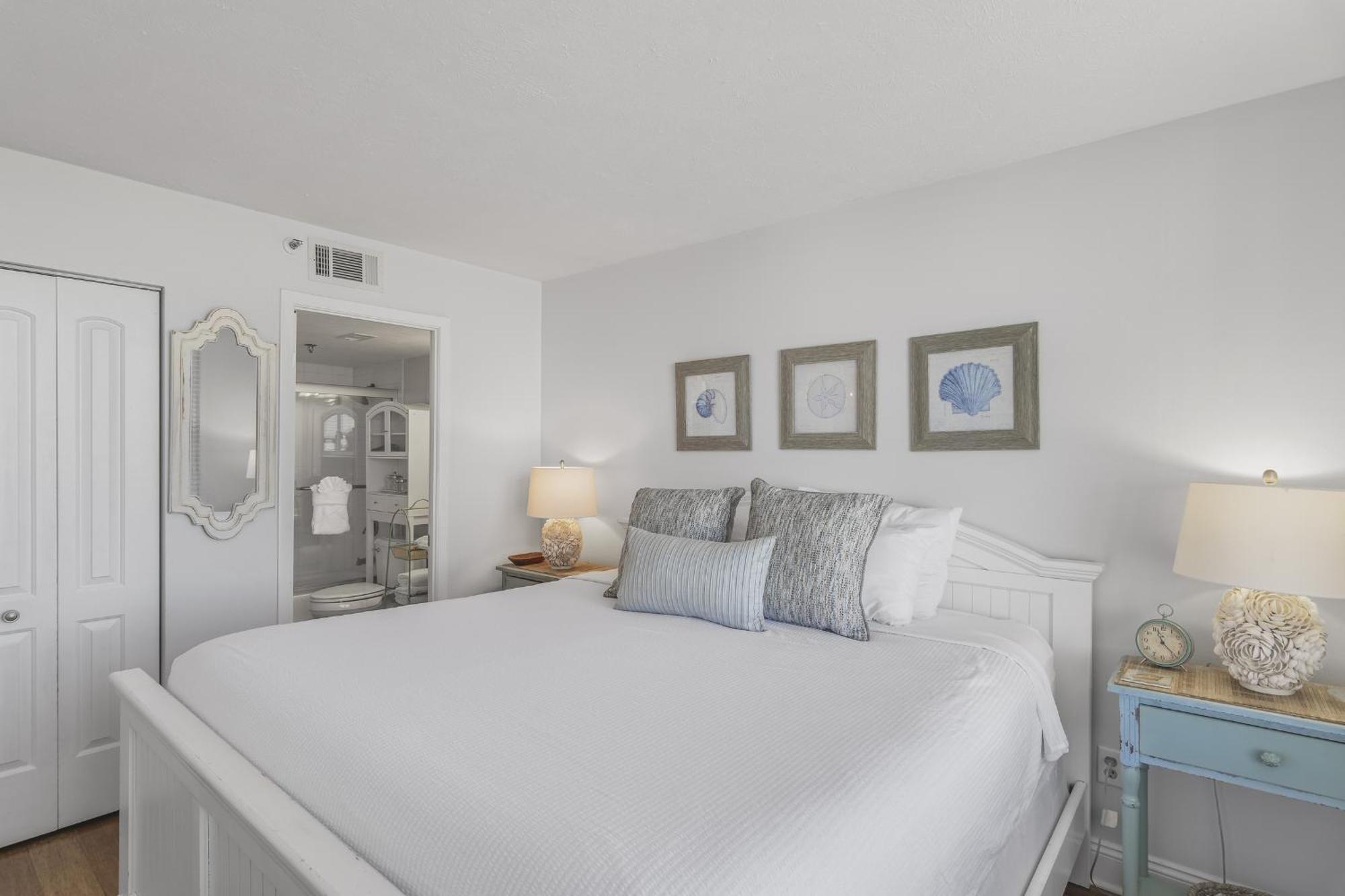 Magnolia House 204 At Pointe Apartment *