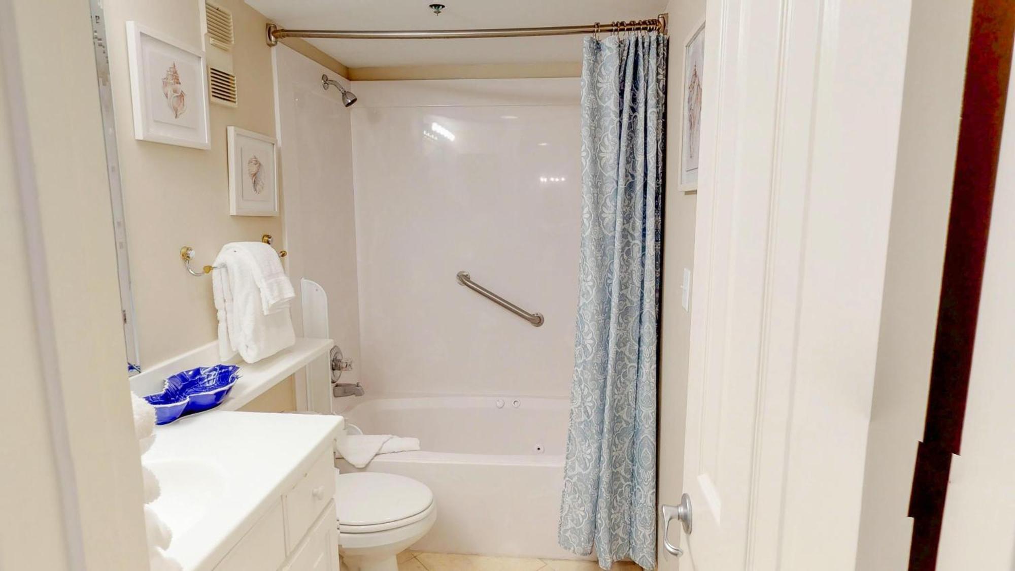 4135 Beachside One Holiday home