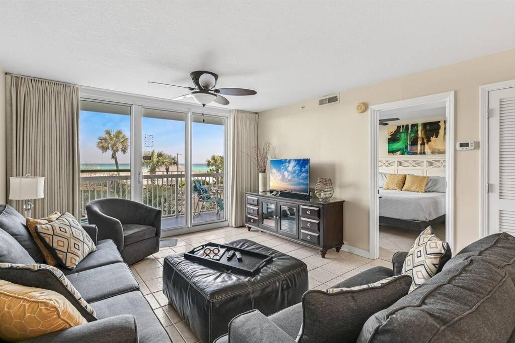 Pelican 215 Blessing Apartment *