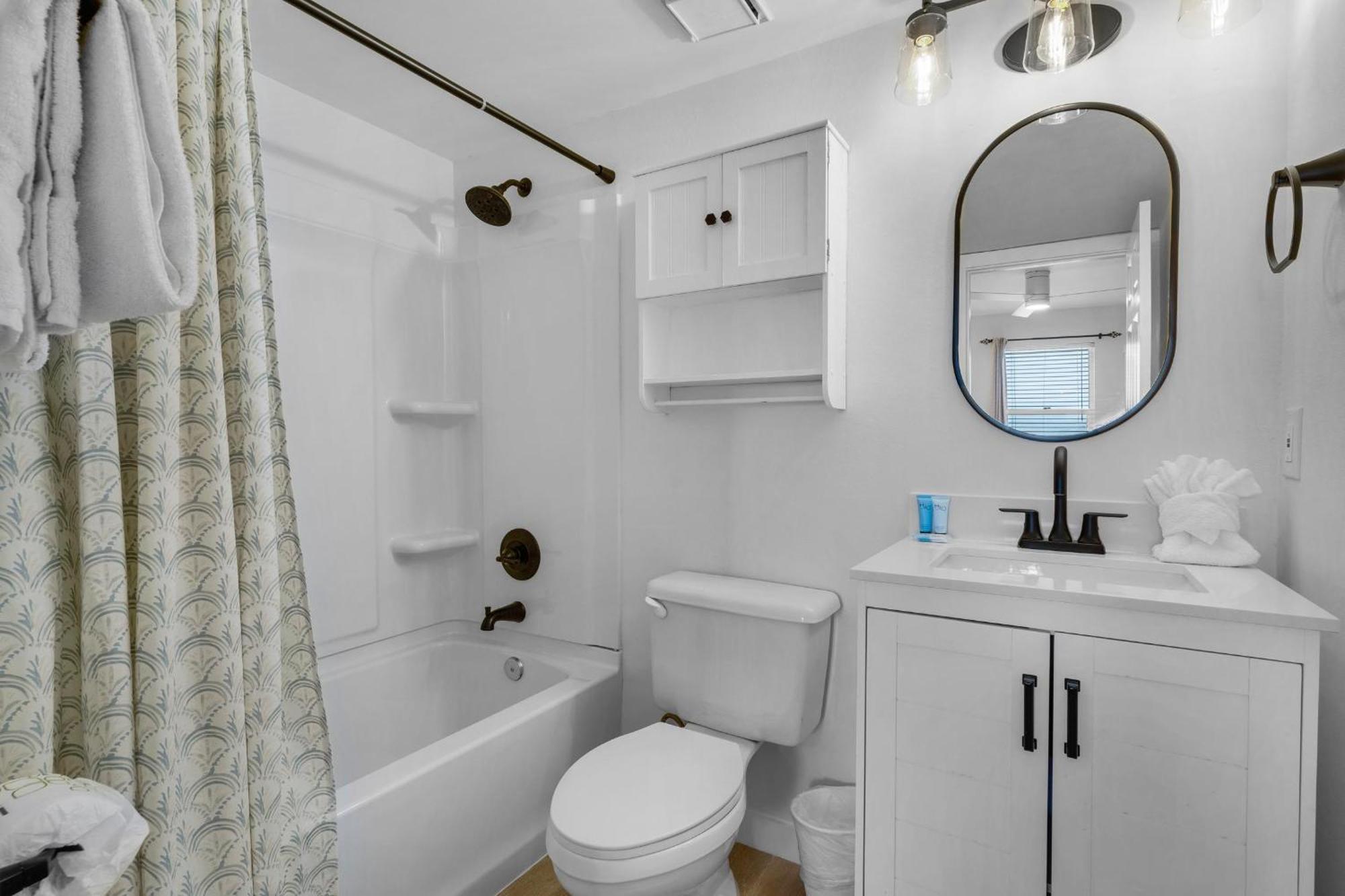 Pelican 1207 Destin