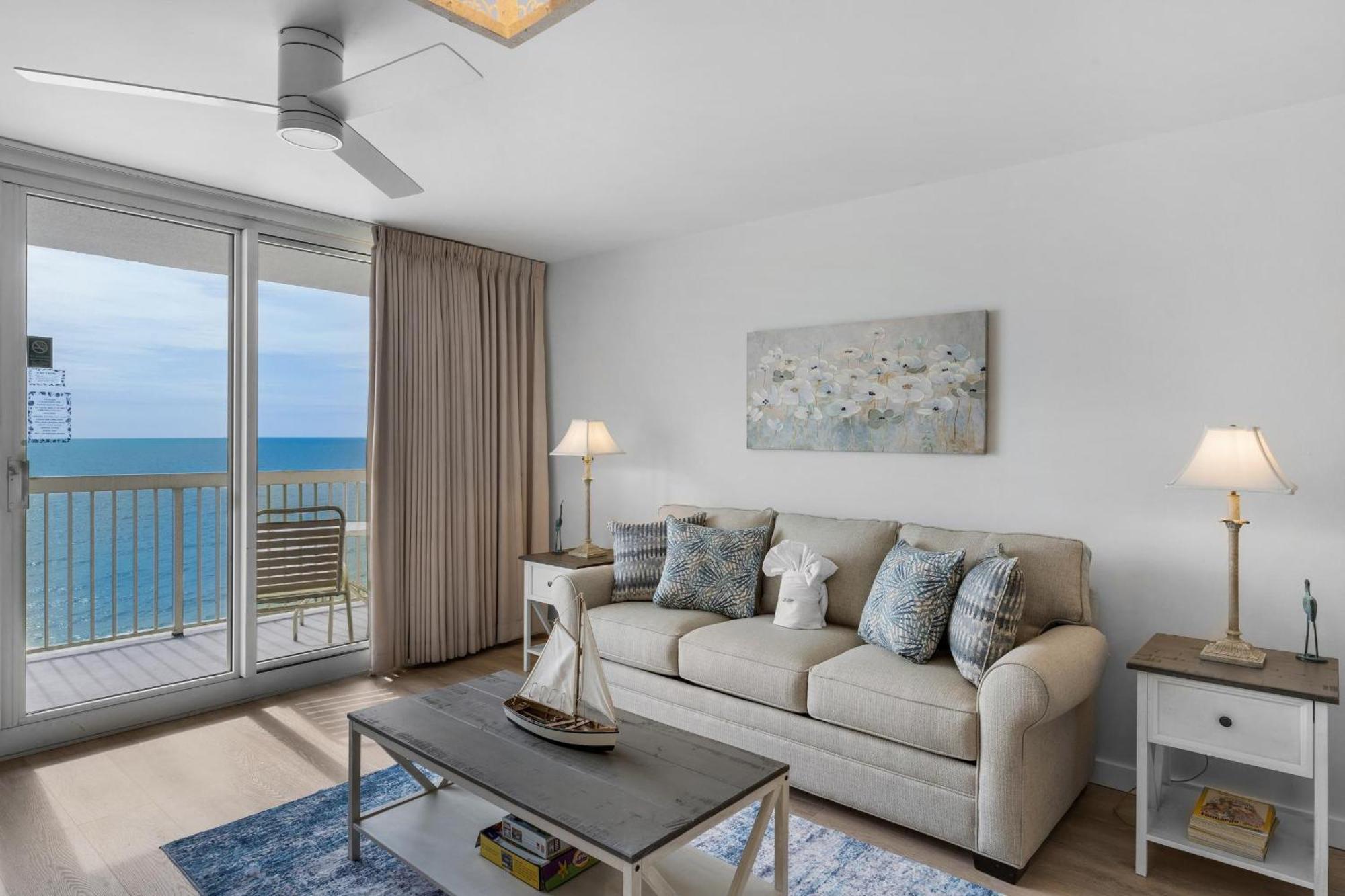 Pelican 1207 Destin
