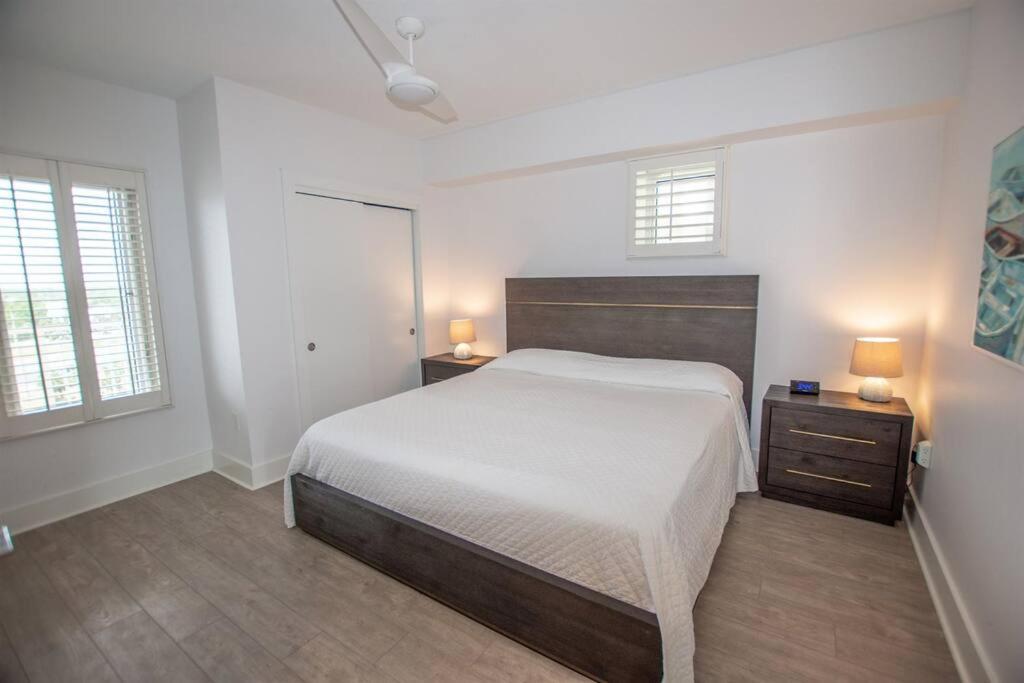 Sterling Shores 814 Modern Vibes * Destin