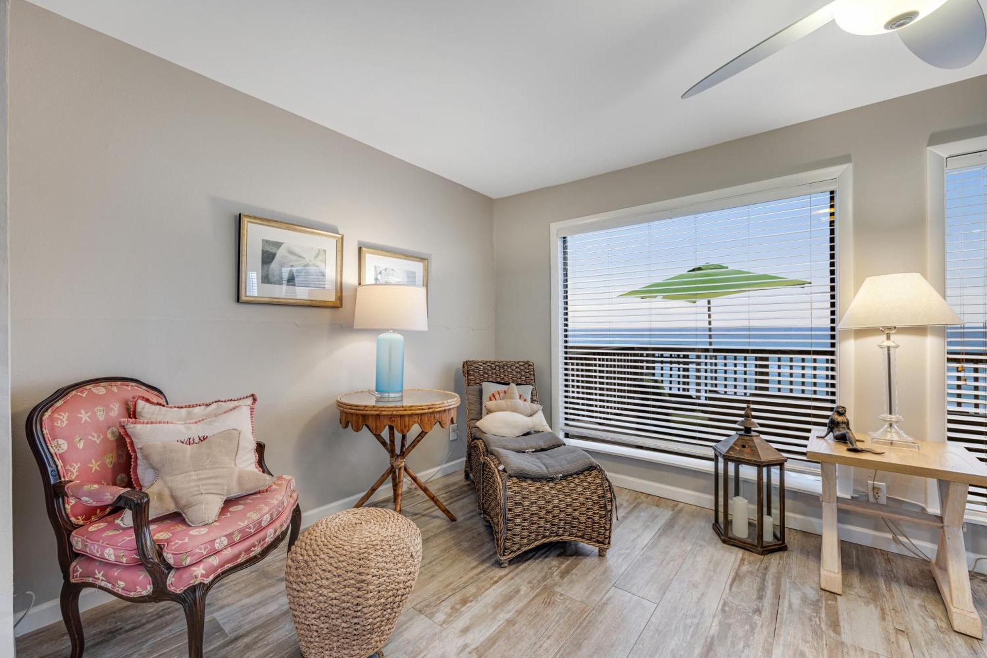 Dolphin Run At Reef Townhomes *
