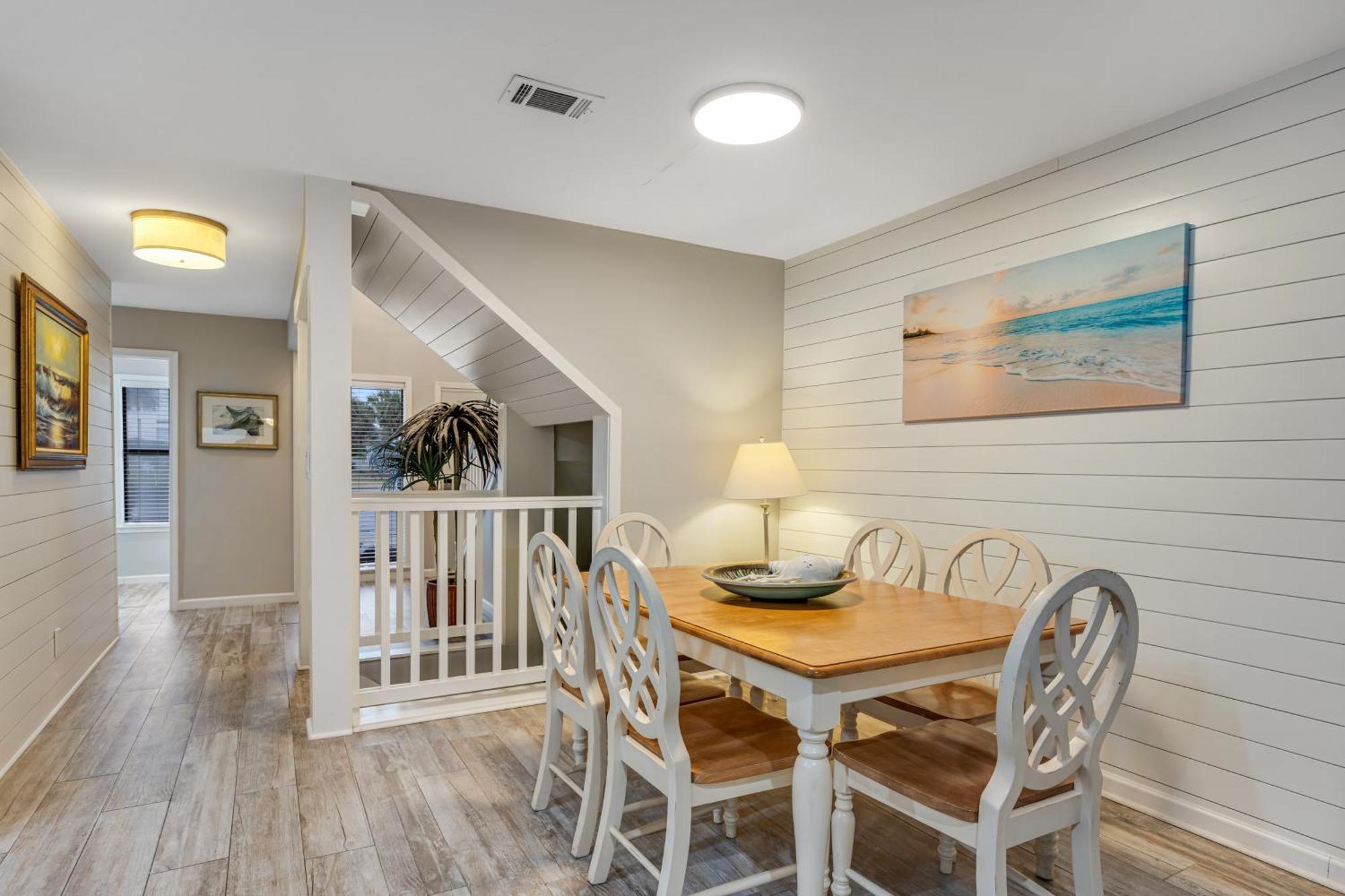 Dolphin Run At Reef Townhomes *