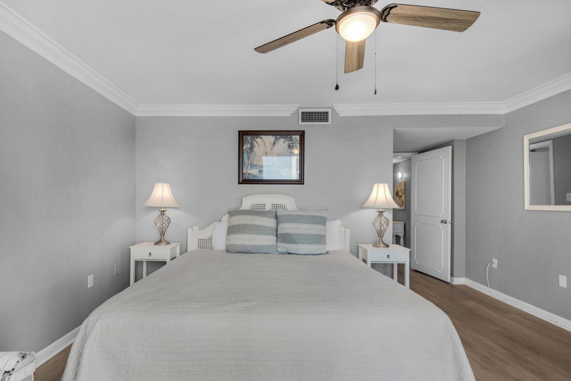 Shoreline Towers 2023 * Destin