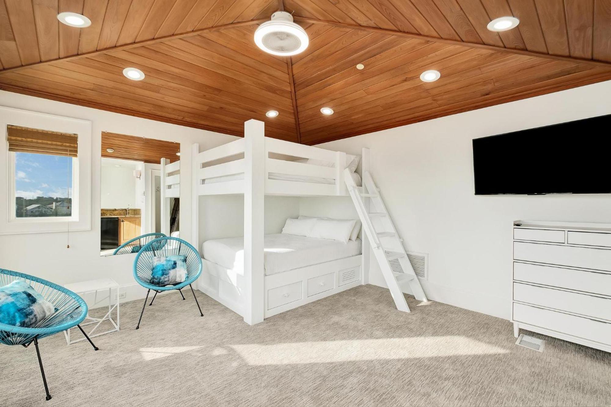 Only Good Vibes Holiday home