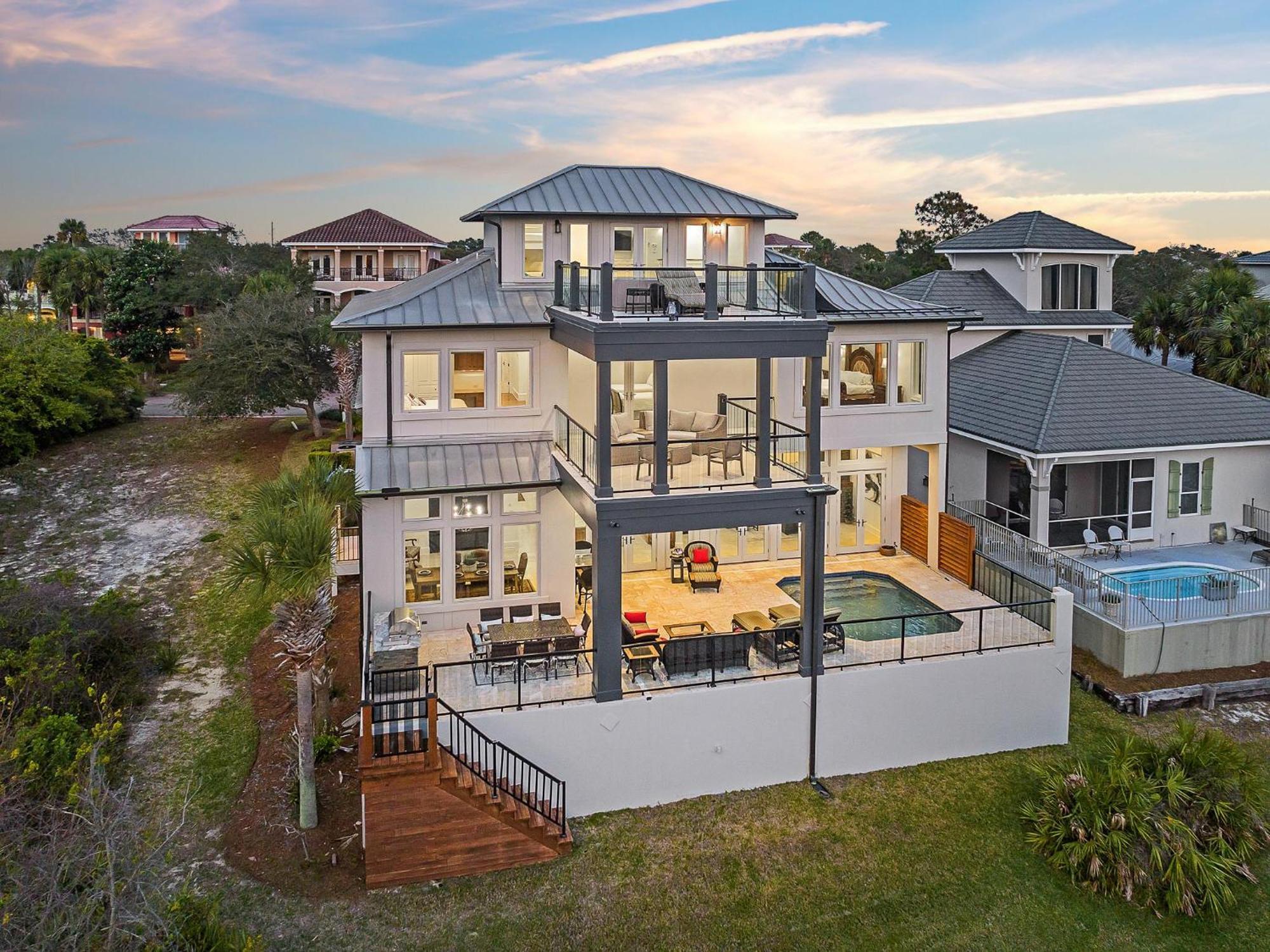 Only Good Vibes Holiday home *