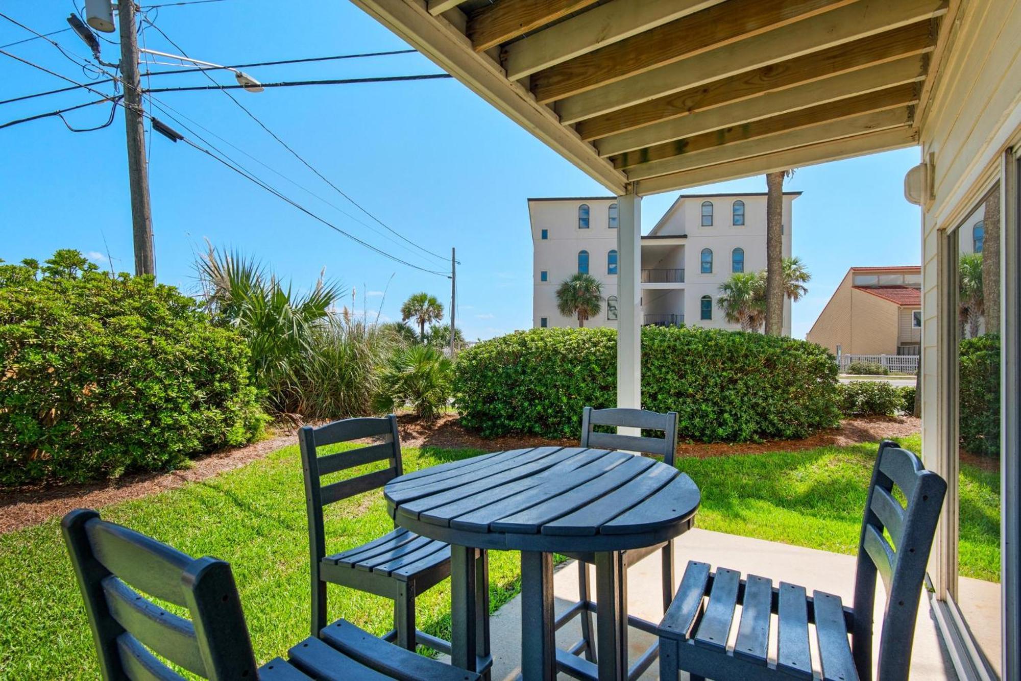 Pointe 101 * Destin