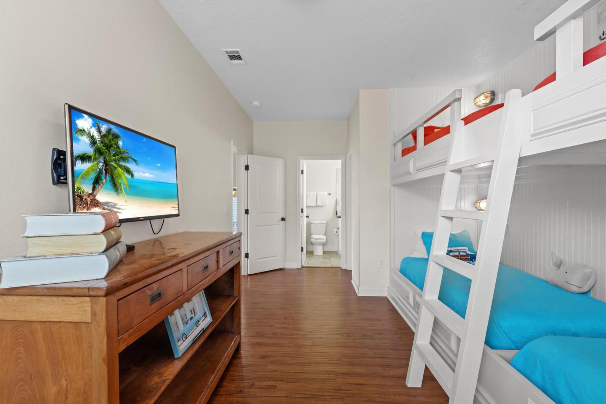 Ooh La La - 4555 Grand Key Loop East * Destin