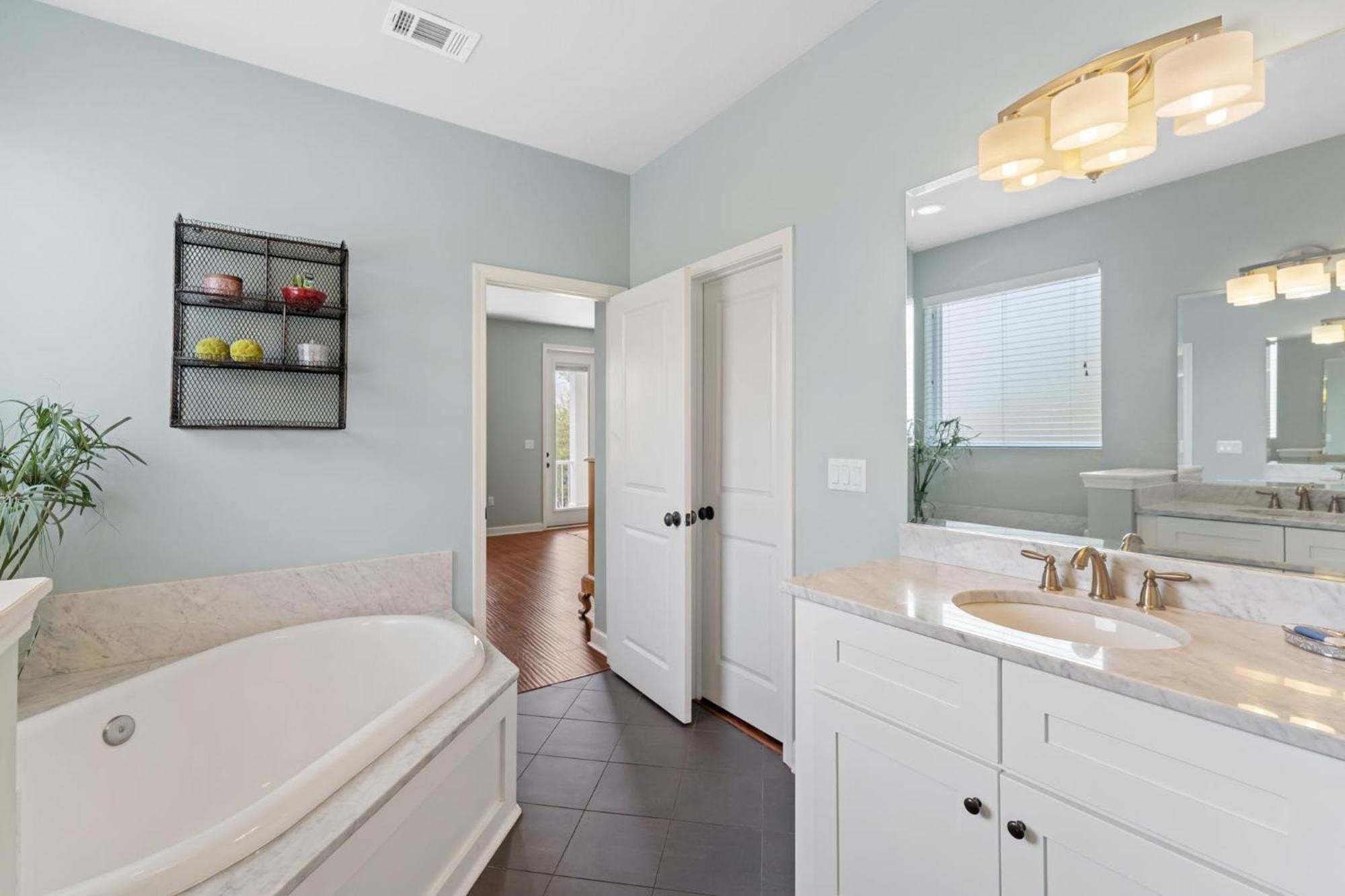 Ooh La La - 4555 Grand Key Loop East Holiday home