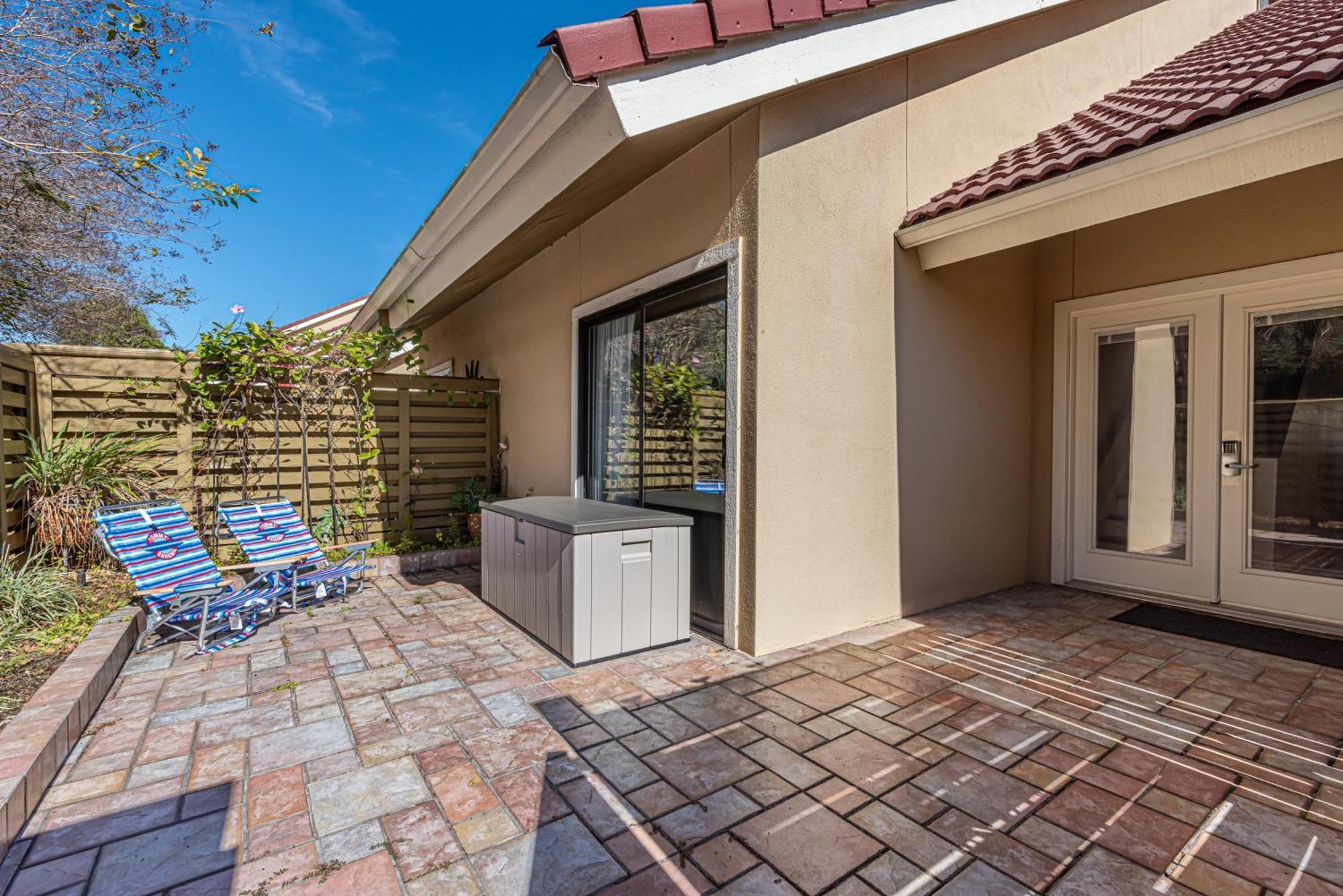 Holiday home Beachwalk 5202