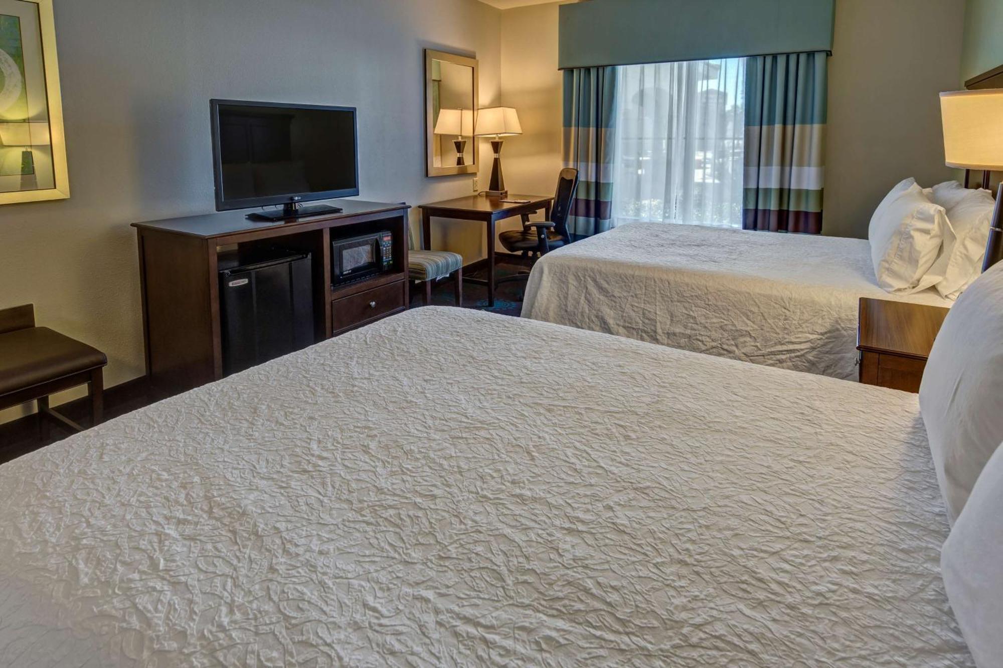Hotel Hampton &