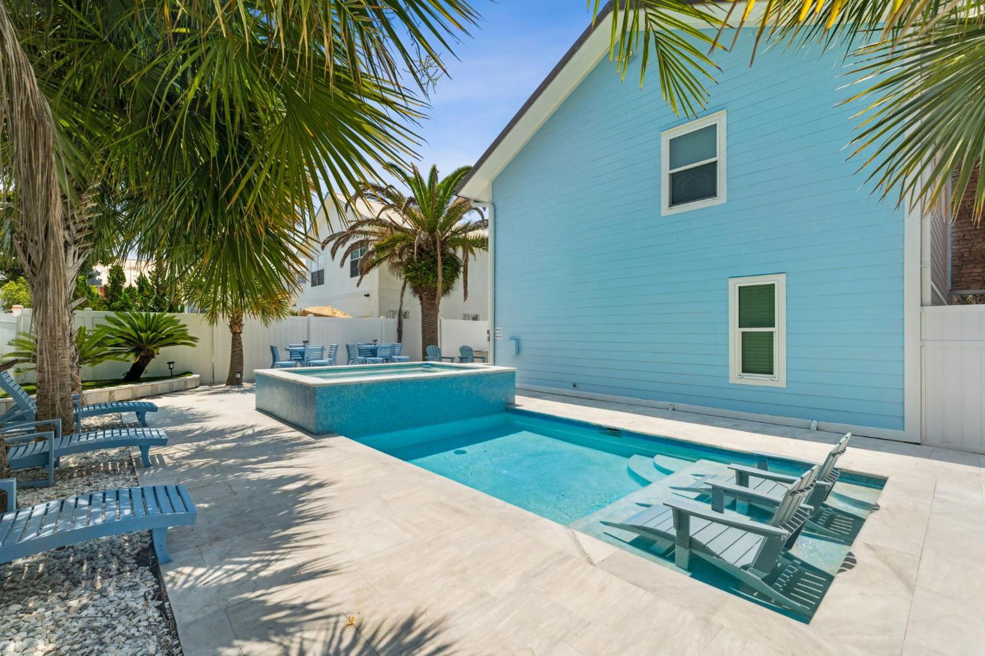 Paradise Palms With Heated Pool And Private * Destin