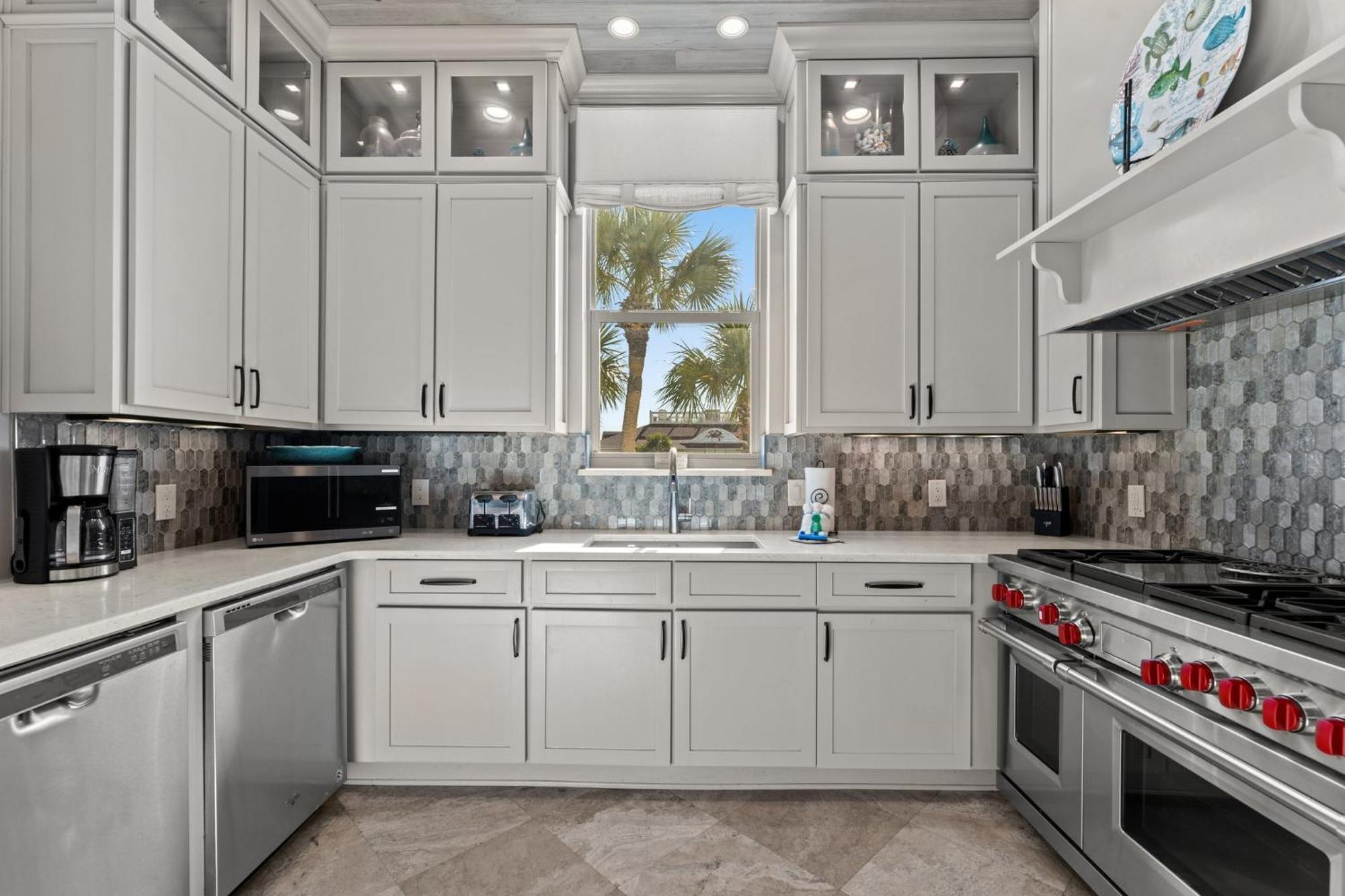 Belleza Del Mar With Game And Heated Pool Holiday home Destin